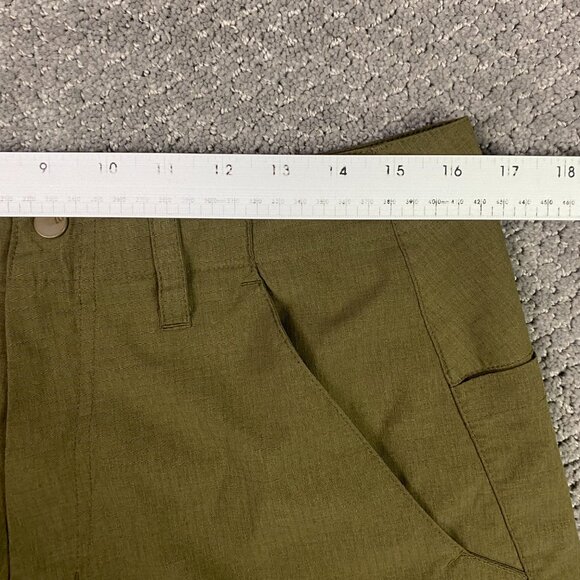 Merrell Shorts Men's 32 Olive Green Hiking Walking Outdoors Ripstop - Picture 8 of 12